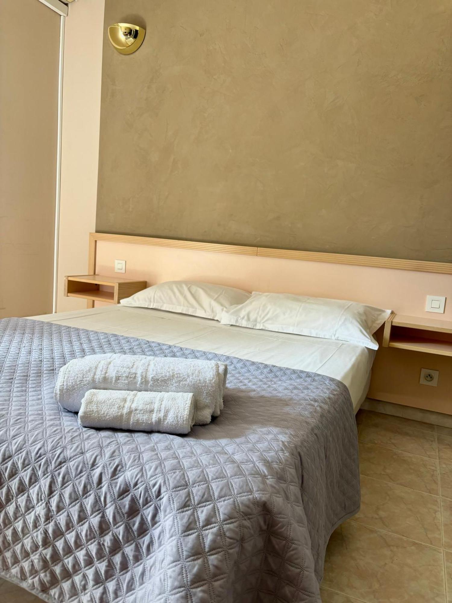 Hoetel U Santa Maria Olmeto  Zimmer foto